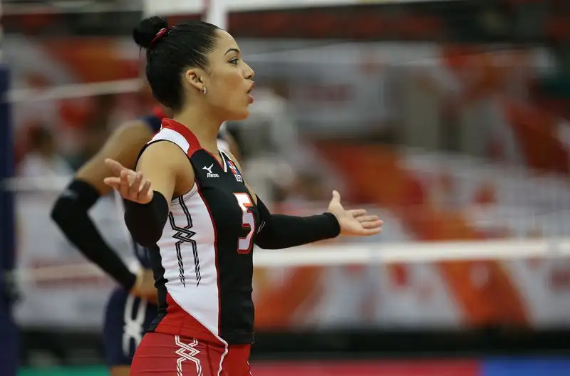 La popolarissima giocatrice della nazionale femminile della Repubblica Dominicana gioca nel ruolo di libero.