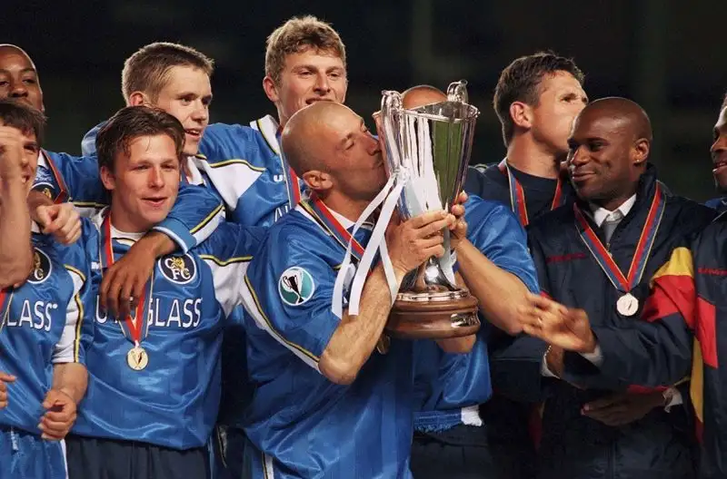 Gianluca Vialli
Con il Chelsea, che ha poi anche allenato, ha vinto la Coppa d'Inghilterra e la Coppa delle Coppe