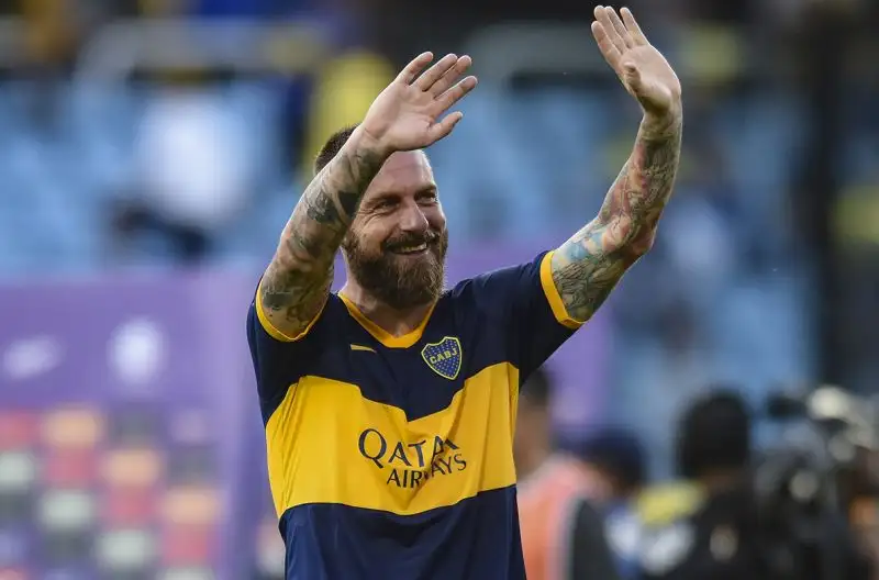 Daniele De Rossi
La scelta di andare a giocare in Argentina, al Boca Juniors, ha spiazzato tutti