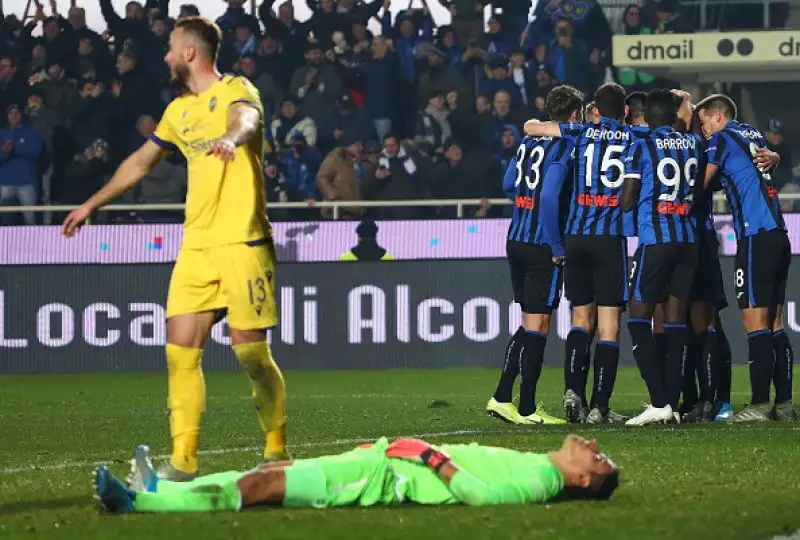 L'Atalanta rimonta il Verona, due volte in vantaggio con Di Carmine, con le reti di Malinosvskyi, Muriel e Djimsiti.