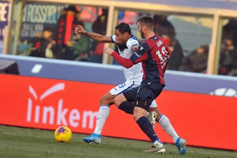 Palacio e Poli in gol per i felsinei, di Malinovski il gol per gli ospiti.