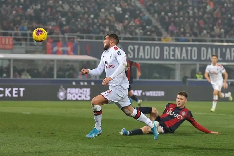Mihajlovic non basta al Bologna: il Milan risale. La squadra di Pioli vince 3-2 in casa dei rossoblù: il tecnico serbo ha assistito alla partita dalla panchina.