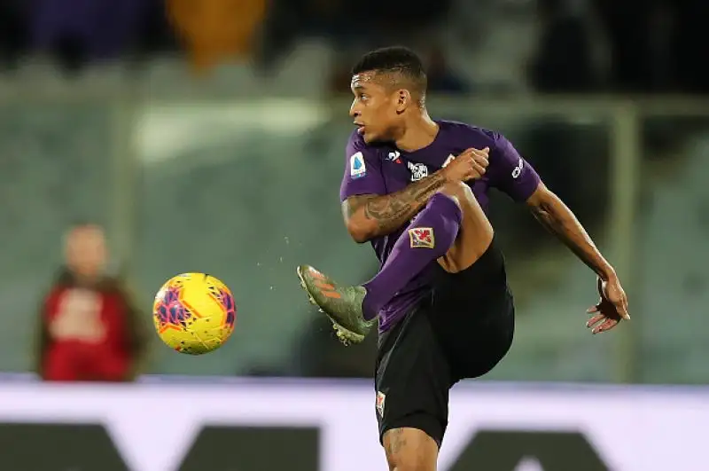 La Roma travolge con un netto 4-1 la Fiorentina nell'anticipo del venerdì della diciassettesima giornata di Serie A, giocato allo stadio "Artemio Franchi" di Firenze. 