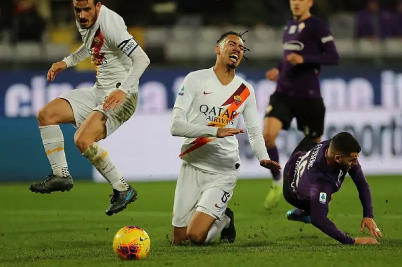 La Roma travolge con un netto 4-1 la Fiorentina nell'anticipo del venerdì della diciassettesima giornata di Serie A, giocato allo stadio "Artemio Franchi" di Firenze. 