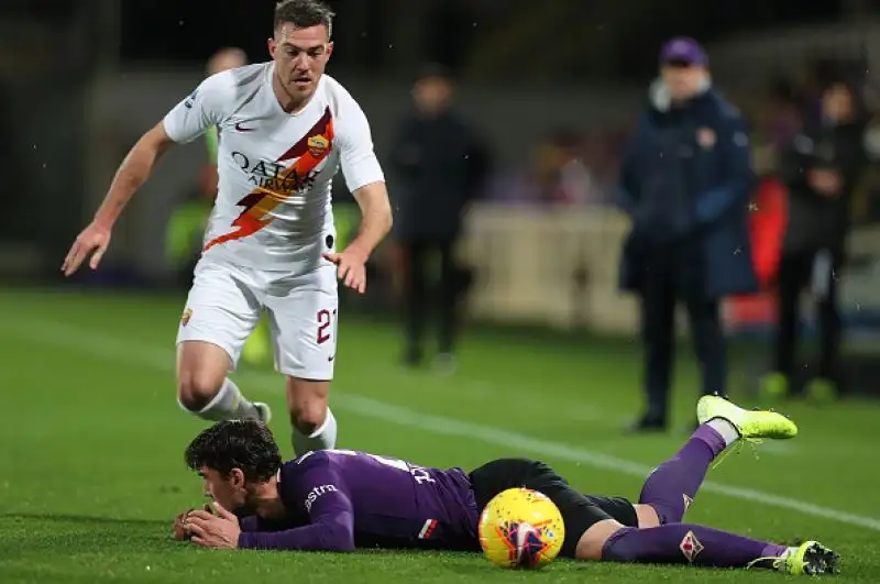 La Roma travolge con un netto 4-1 la Fiorentina nell'anticipo del venerdì della diciassettesima giornata di Serie A, giocato allo stadio "Artemio Franchi" di Firenze. 