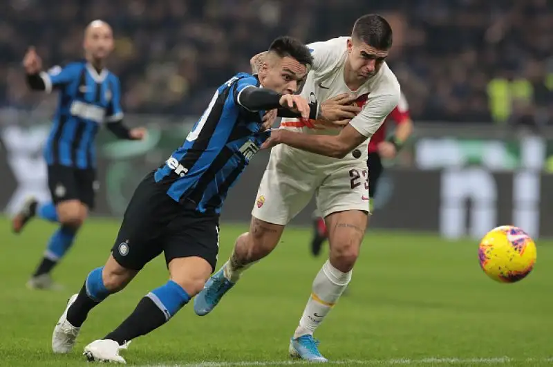 L'Inter frena: dopo cinque vittorie consecutive la squadra di Antonio Conte non va oltre lo 0-0 nell'anticipo della quindicesima giornata contro la Roma,