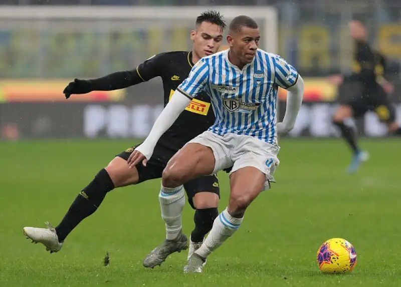 Lautaro Martinez ha trascinato alla vittoria i neroazzurri con una doppietta, di Valoti il gol degli ospiti.