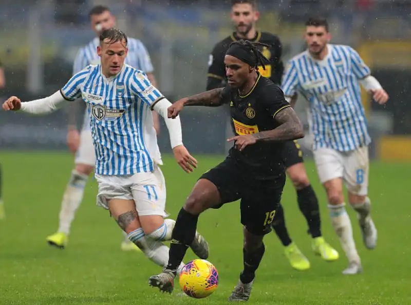 Lautaro Martinez ha trascinato alla vittoria i neroazzurri con una doppietta, di Valoti il gol degli ospiti.