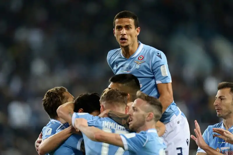 Lazio da urlo: Juventus ancora ko e Supercoppa a Inzaghi.
I biancocelesti si impongono per 3-1, stesi Ronaldo e compagni.