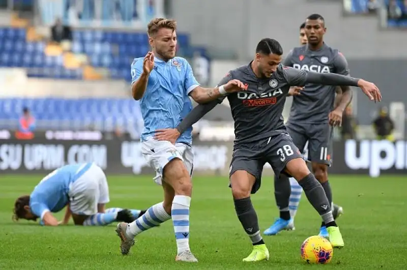 Per i biancocelesti doppietta di Ciro Immobile, che ha segnato 17 reti in 14 partite, e gol di Luis Alberto.