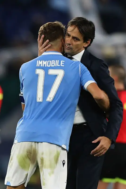 Per i biancocelesti doppietta di Ciro Immobile, che ha segnato 17 reti in 14 partite, e gol di Luis Alberto.