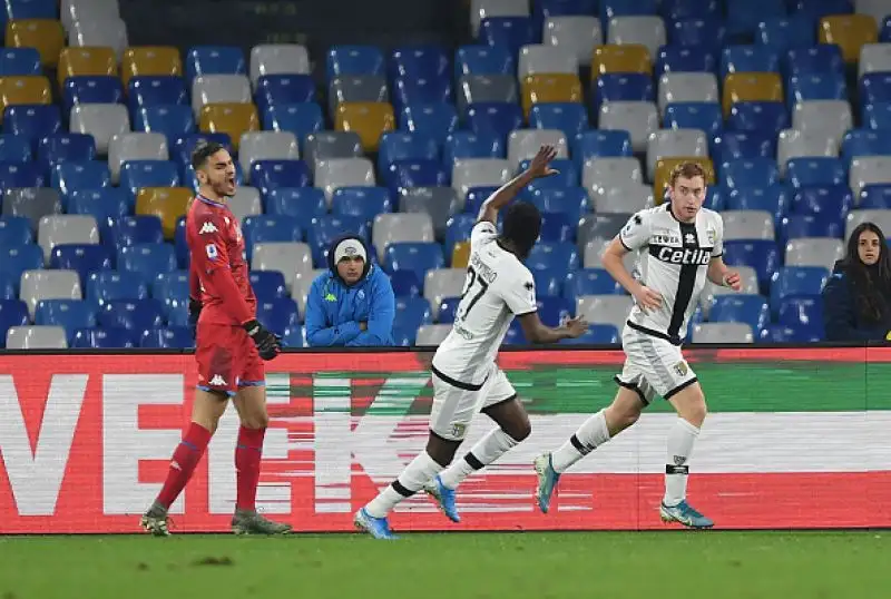 Parma in vantaggio con Kulusevski, pareggio di Milik e gol vittoria nel finale di Gervinho.