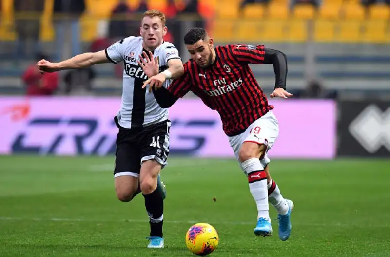 All'88' gioia rossonera grazie a Theo Hernandez in mischia: in classifica il Milan risale in undicesima posizione.