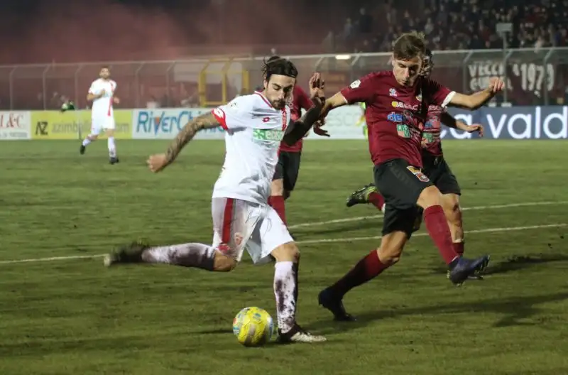 Di Chricò su punizione e Finotto i gol dei brianzoli, De Cenco e Risaliti in gol per i padroni di casa.