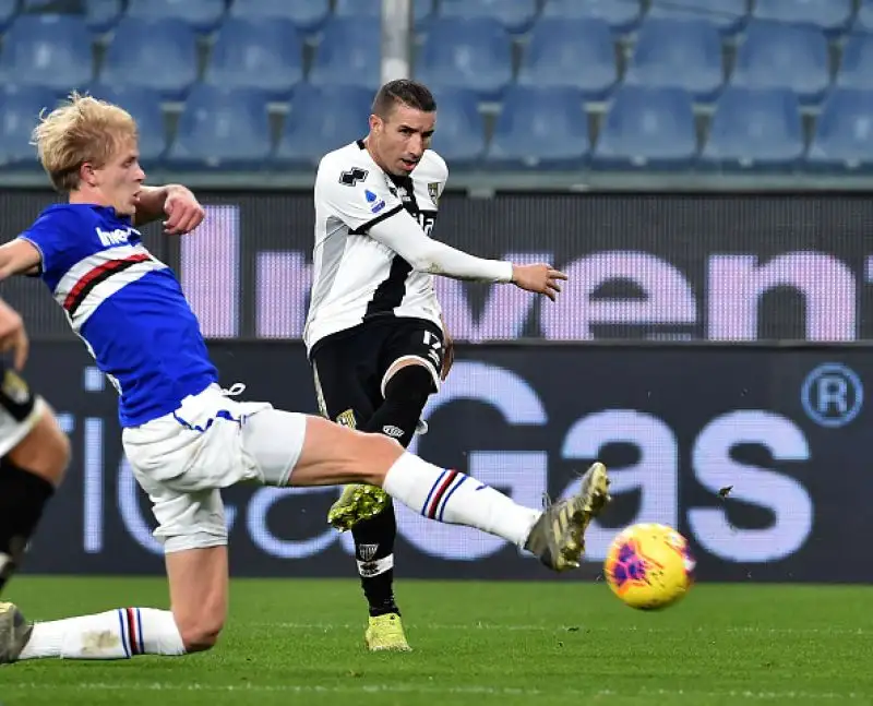 Il Parma riapre la crisi della Sampdoria. Un gol di Kucka ferma la squadra di Ranieri che resta in una zona poco rassicurante di classifica.