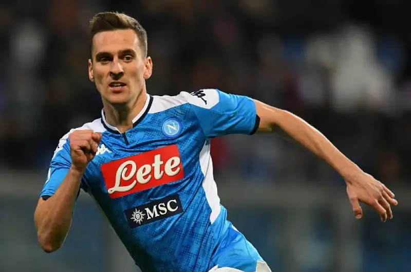 Napoli all'ultimo respiro: primi tre punti per Gattuso.
I partenopei superano il Sassuolo per 2-1 grazie alle reti di Allan ed Elmas.