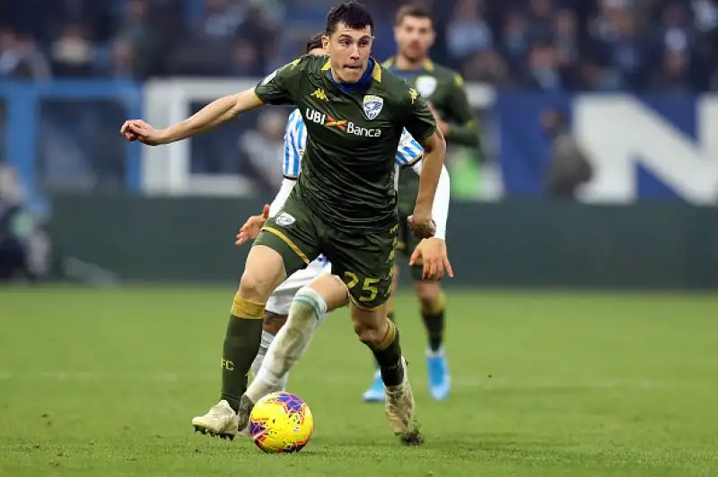 Balotelli finalmente decisivo con il Brescia: SuperMario trova al 54' grazie a un rimpallo la rete della vittoria contro la Spal, che ridà fiato alla classifica delle Rondinelle