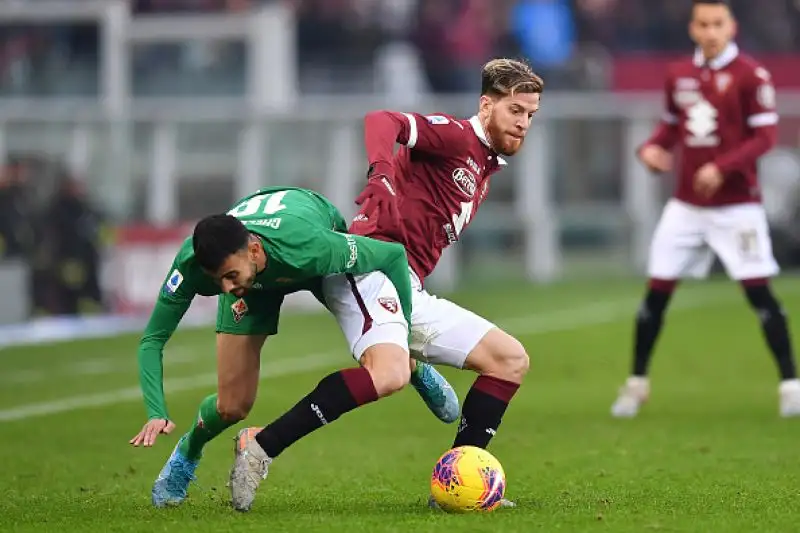 Il Torino si scuote dal momento di crisi e batte per 2-1 la Fiorentina, alla quarta sconfitta consecutiva: i granata esultano grazie alle reti di Zaza e Ansaldi