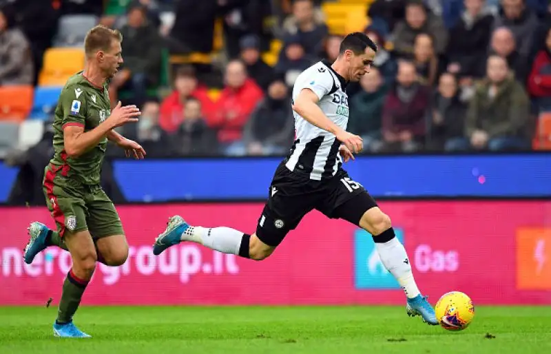 Cagliari ancora ko, Fofana esalta l'Udinese.
I sardi sono stati superati per 2-1 alla Dacia Arena e hanno incassato la seconda sconfitta di fila.