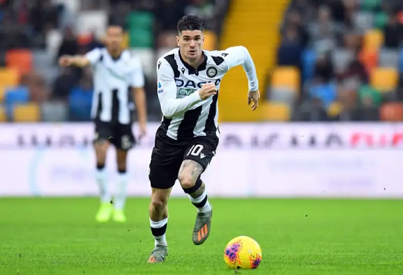 Cagliari ancora ko, Fofana esalta l'Udinese.
I sardi sono stati superati per 2-1 alla Dacia Arena e hanno incassato la seconda sconfitta di fila.