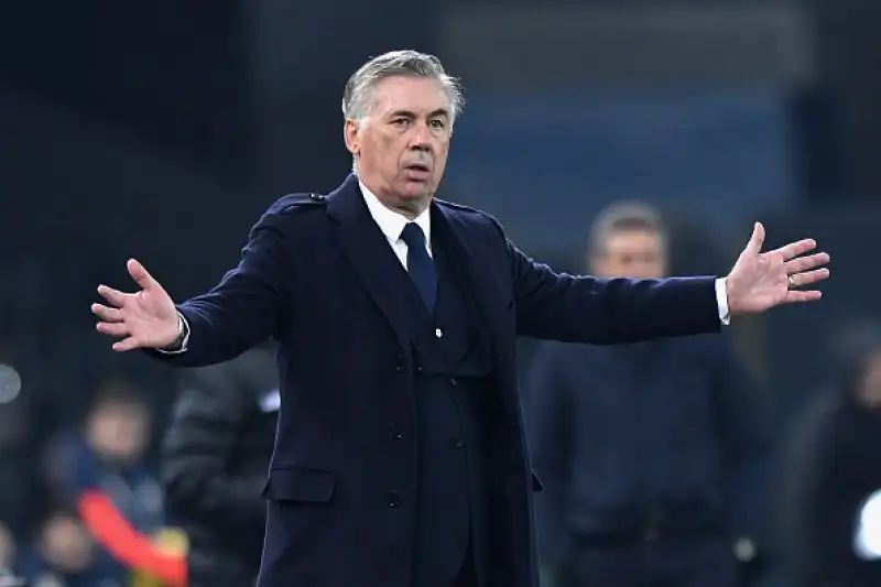 Altro passo falso del Napoli, a digiuno di vittorie da mesi: la squadra di Ancelotti non va oltre l'1-1 alla Dacia Arena contro l'Udinese.