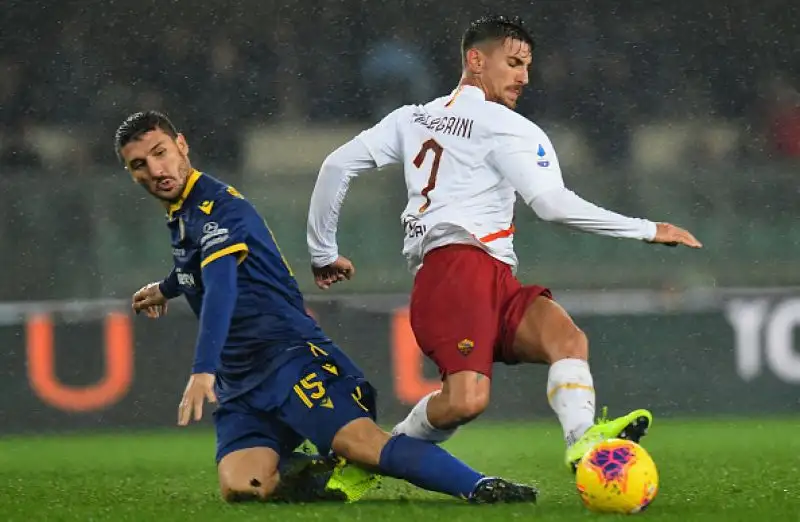 Per i giallorossi in gol Kluivert, Perotti e Mkhitaryan. Faraoni ha realizzato la rete del momentaneo 1-1 per i padroni di casa.