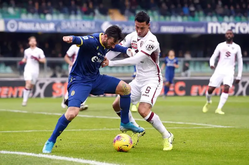 Toro avanti di tre gol con la doppietta di Ansaldi e il gol di Berenguer. Pazzini su rigore, Stepinski e Verre per gli scaligeri.