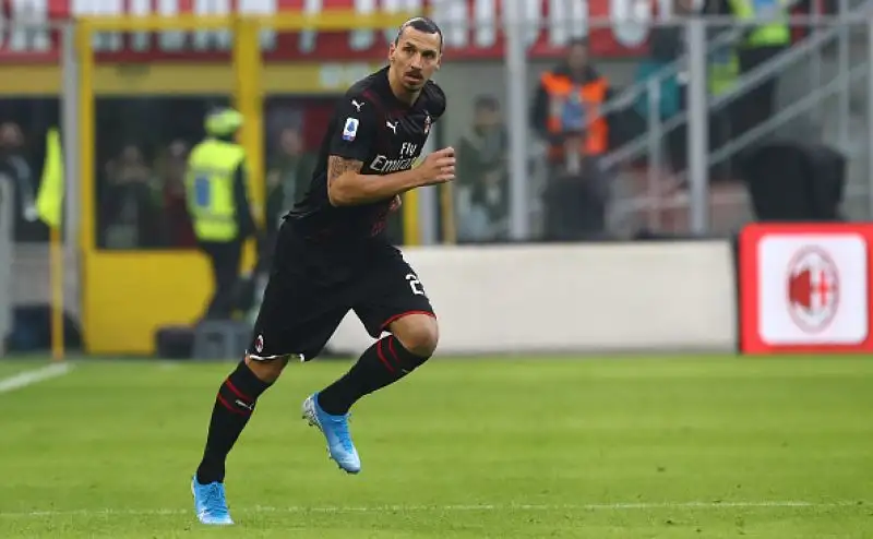 Le foto dell'attaccante svedese, al secondo esordio in maglia rossonera, contro la Sampdoria a San Siro.
