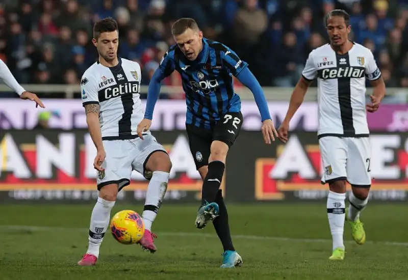 Per la squadra di Gasperini in rete il Papu Gomez, Gosens, Freuler e due volte Ilicic.