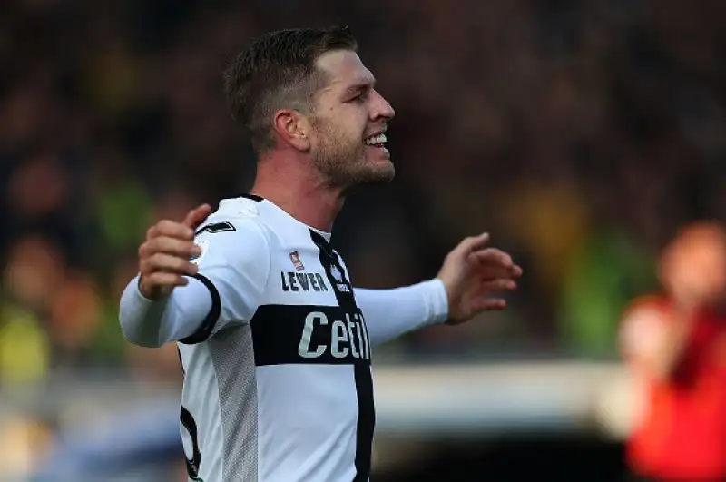Rialza la testa il Parma dopo le sconfitte contro Juventus e Roma (in Coppa Italia) schiantando l'Udinese per 2-0