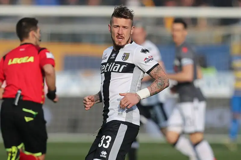 Rialza la testa il Parma dopo le sconfitte contro Juventus e Roma (in Coppa Italia) schiantando l'Udinese per 2-0