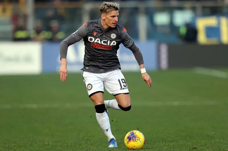 Rialza la testa il Parma dopo le sconfitte contro Juventus e Roma (in Coppa Italia) schiantando l'Udinese per 2-0