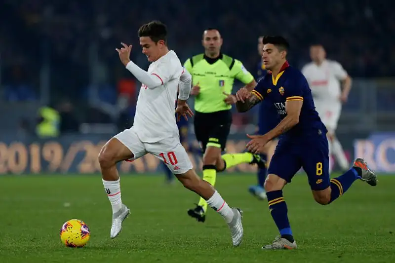 La Juve passa a Roma: Sarri campione d'inverno. I bianconeri si impongono per 2-1 sui giallorossi