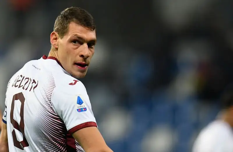 Dopo il vantaggio ospite nel primo tempo i neroverdi hanno prima pareggiato con un gran gol di Boga e poi trovato il gol vittoria con Berardi.