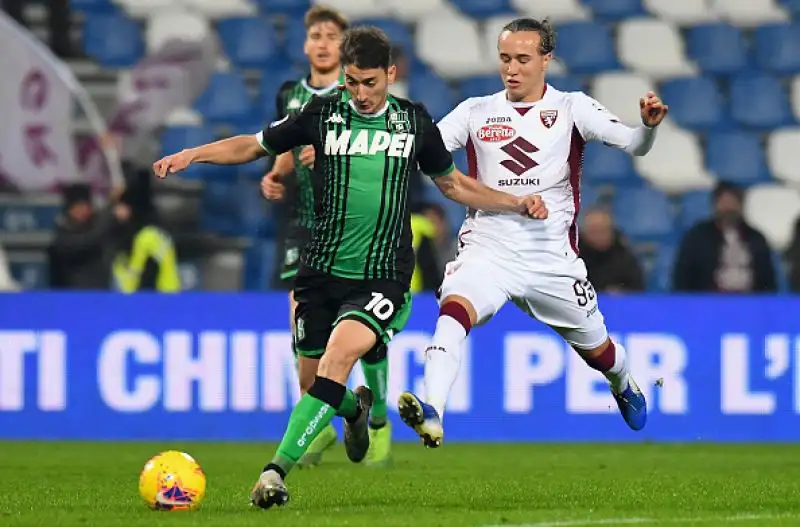 Dopo il vantaggio ospite nel primo tempo i neroverdi hanno prima pareggiato con un gran gol di Boga e poi trovato il gol vittoria con Berardi.