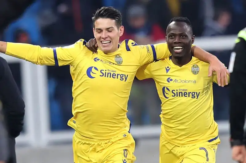 L'Hellas Verona di Juric, corsaro meritatamente a Ferrara, vola in classifica e fa sprofondare in incubi, inattesi ad inizio stagione, gli emiliani di Semplici