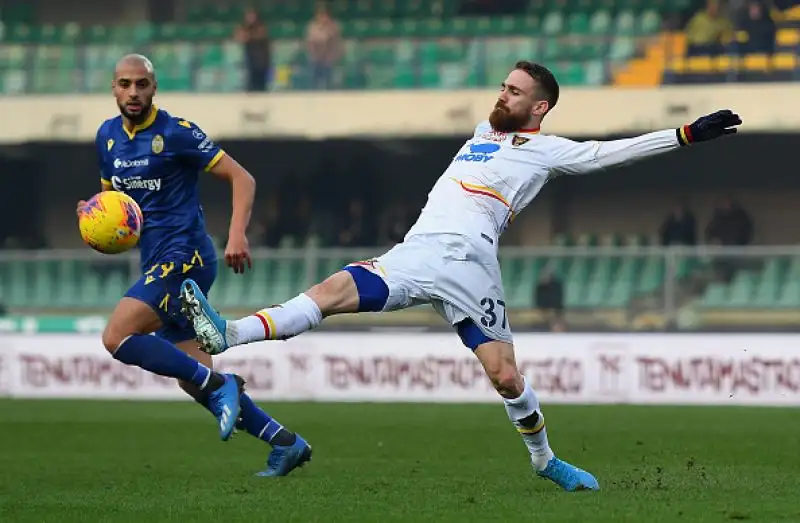 Tris dell'Hellas Verona sul Lecce che dopo il pareggio con l'Inter incassa le reti di Dawidowicz, Pessina e Pazzini