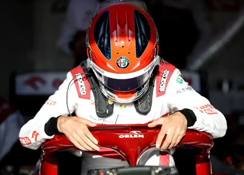 Si accendono i motori delle nuove monoposto: a Barcellona tutte le scuderie sono in pista per la prima tornata di test del 2020.
