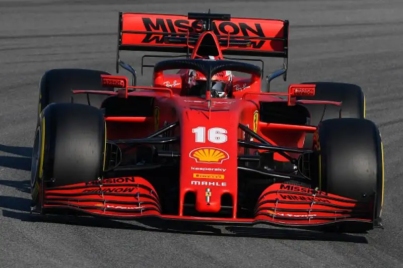 Si accendono i motori delle nuove monoposto: a Barcellona tutte le scuderie sono in pista per la prima tornata di test del 2020.