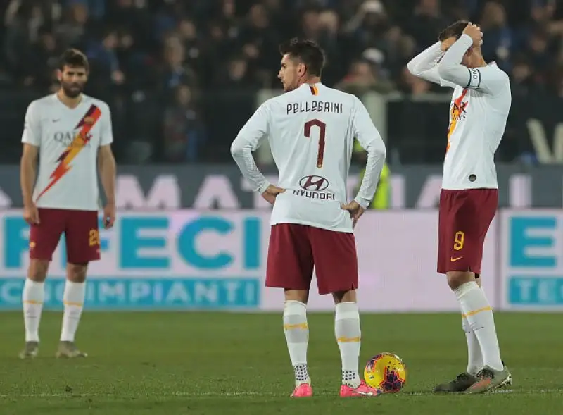 I giallorossi sono passati in vantaggio nel primo tempo con Dzeko ma nella ripresa, prima il pareggio di Palomino e poi la bella rete di Pasalic hanno regalato i tre punti agli orobici.