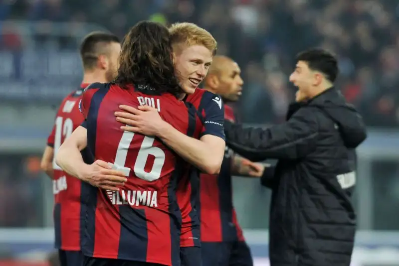 Gli ospiti sono passati in vantaggio con Torregrossa, pareggio felsineo con Orsolini e gol vittoria rossoblu di Bani.