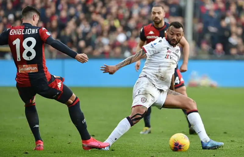Il Cagliari non riesce a uscire dalla crisi: la banda di Maran viene battuta in trasferta dal Genoa che conquista i tre punti grazie a Goran Pandev