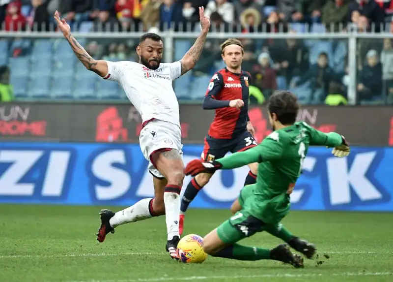 Il Cagliari non riesce a uscire dalla crisi: la banda di Maran viene battuta in trasferta dal Genoa che conquista i tre punti grazie a Goran Pandev