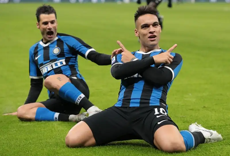 A San Siro finisce 1-1, ma gli orobici sfiorano la vittoria: Muriel sbaglia dal dischetto il rigore del sorpasso.