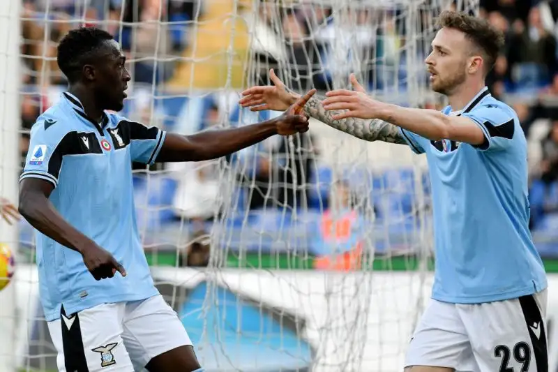  Per i padroni di casa doppiette di Immobile e Caicedo e rete di Adekanye, per gli ospiti gol della bandiera di Missiroli.