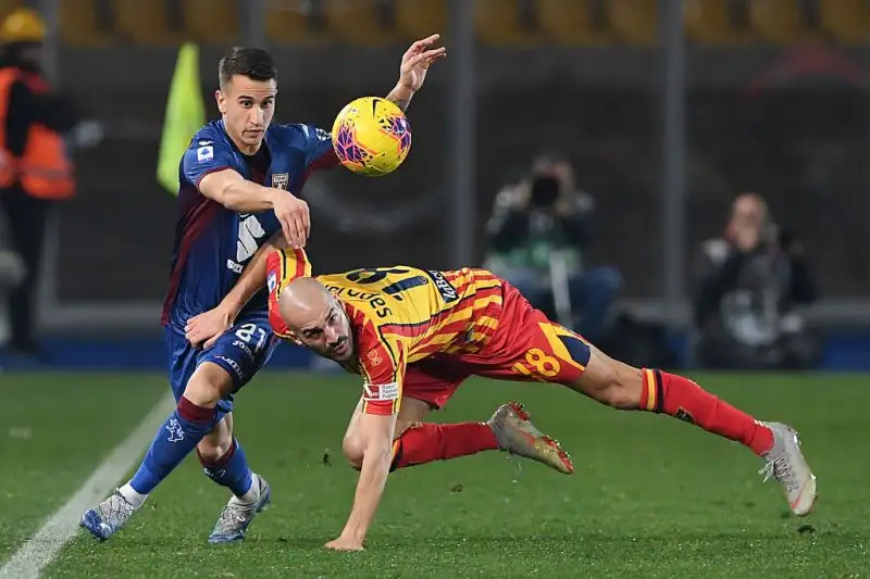 Per i salentini sono andati in rete Deiola, Barak, Falco e  Lapadula su rigore.
