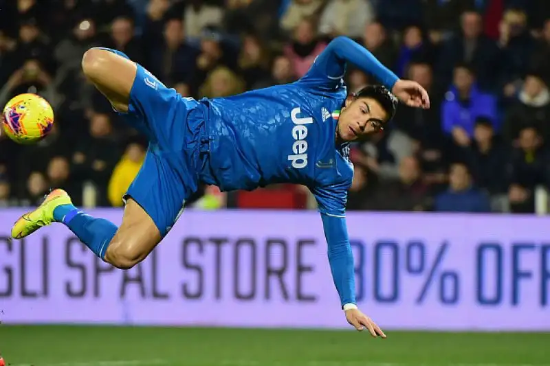 La Juventus supera per 2-1 in trasferta la Spal nel secondo anticipo del sabato della 25esima giornata di serie A.