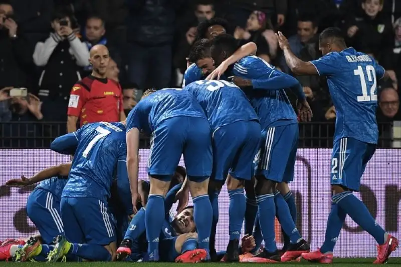 La Juventus supera per 2-1 in trasferta la Spal nel secondo anticipo del sabato della 25esima giornata di serie A.