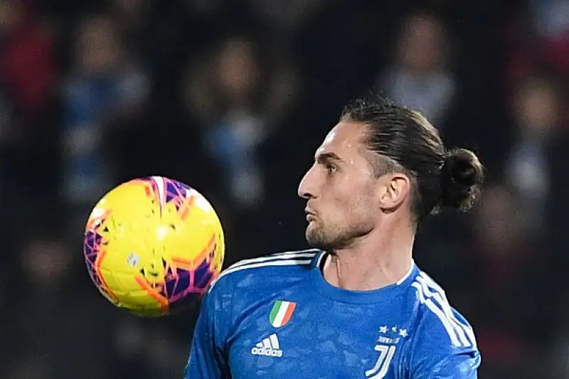 La Juventus supera per 2-1 in trasferta la Spal nel secondo anticipo del sabato della 25esima giornata di serie A.