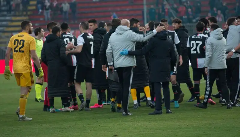 I biancorossi, con un piede e mezzo in B, perdono al Brianteo.